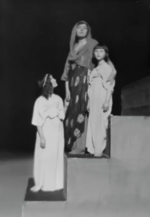 Framed Print : Scenes from Aedipus, a play by Augustin Duncan, between 1915 and 1921. Creator: Arnold Genthe Framed Print : Scenes from Aedipus, a play by Augustin Duncan, between 1915 and 1921. Creator: Arnold Genthe