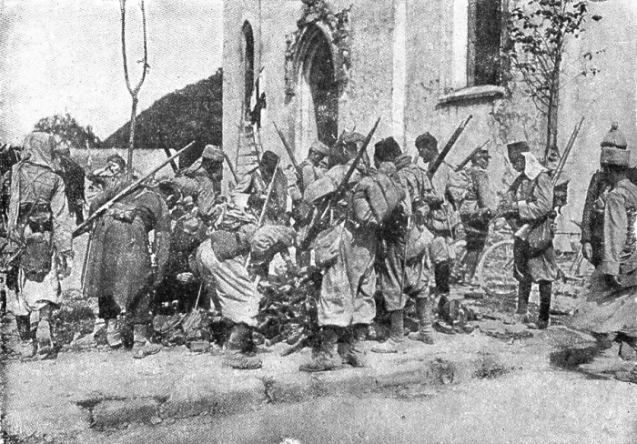 Framed Print : Scenes de Guerre; Les Marocains vainqueurs, 1914. Creator: Unknown Framed Print : Scenes de Guerre; Les Marocains vainqueurs, 1914. Creator: Unknown