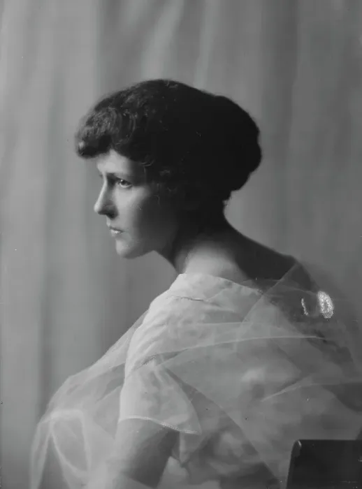 Framed Print : Scheld, Miss, portrait photograph, 1915. Creator: Arnold Genthe Framed Print : Scheld, Miss, portrait photograph, 1915. Creator: Arnold Genthe