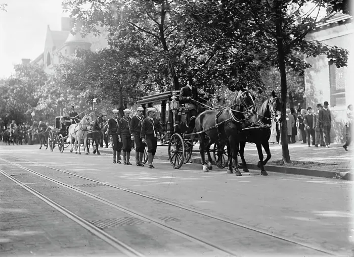 Framed Print : Schley, Winfield Scott, Rear Admiral, U.S.N. Funeral, St. John's Church - Hearse, 1911. Creator: Harris & Ewing. Schley, Winfield Scott, Rear Admiral, U.S.N. Funeral, St. John's Church - Hearse, 1911. Creator: Harris & Ewing Framed Print : Schley, Winfield Scott, Rear Admiral, U.S.N. Funeral, St. John's Church - Hearse, 1911. Creator: Harris & Ewing. Schley, Winfield Scott, Rear Admiral, U.S.N. Funeral, St. John's Church - Hearse, 1911. Creator: Harris & Ewing
