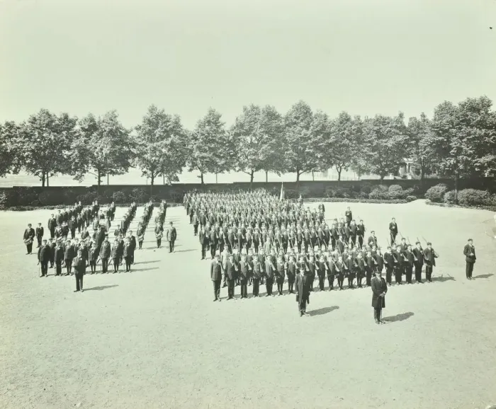 Framed Print : School cadet battalion on parade, Hackney Downs School, London, 1911 Framed Print : School cadet battalion on parade, Hackney Downs School, London, 1911