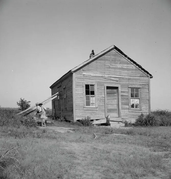 Framed Print : School in center of the mechanized plantation area of the Mississippi Delta, 1937. Creator: Dorothea Lange Framed Print : School in center of the mechanized plantation area of the Mississippi Delta, 1937. Creator: Dorothea Lange