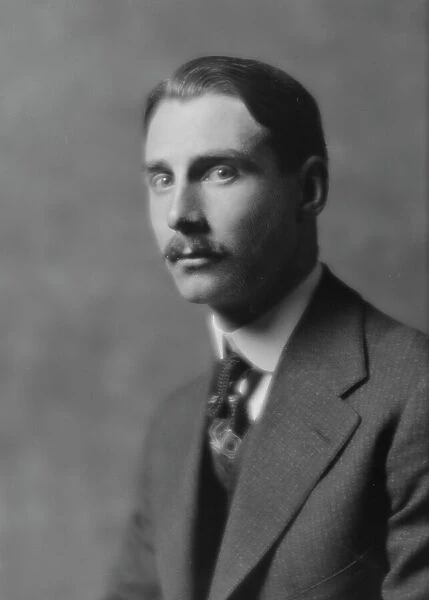 Schoomaker, H.S. Mr. portrait photograph, 1916 Feb. 28. Creator: Arnold Genthe
