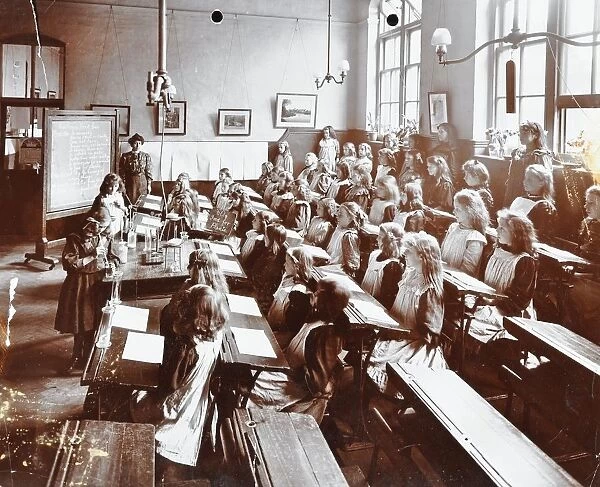 Science class, Albion Street Girls School, Rotherhithe, London, 1908