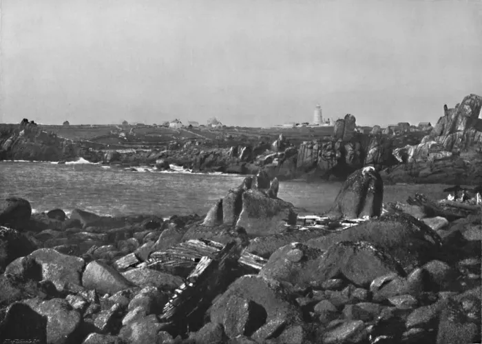 Framed Print : Scilly Islands - the Cove and Lighthouse, St. Agnes, 1895