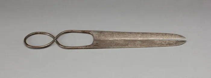 Framed Print : Scissors, Tang dynasty (618-907), 8th / 9th century. Creator: Unknown Framed Print : Scissors, Tang dynasty (618-907), 8th / 9th century. Creator: Unknown