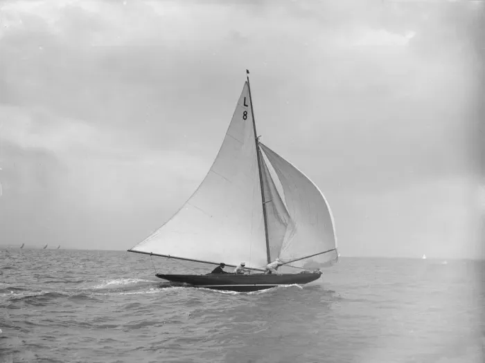 Framed Print : Scotia IV running downwind with spinnaker, 1913. Creator: Kirk & Sons of Cowes Framed Print : Scotia IV running downwind with spinnaker, 1913. Creator: Kirk & Sons of Cowes