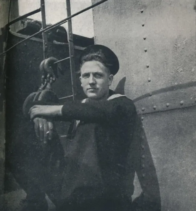 Framed Print : At Sea, 1941. Artist: Cecil Beaton Framed Print : At Sea, 1941. Artist: Cecil Beaton