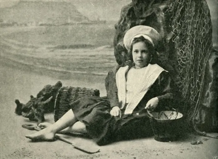 Framed Print : At the Seaside, 1902. Creator: Unknown Framed Print : At the Seaside, 1902. Creator: Unknown