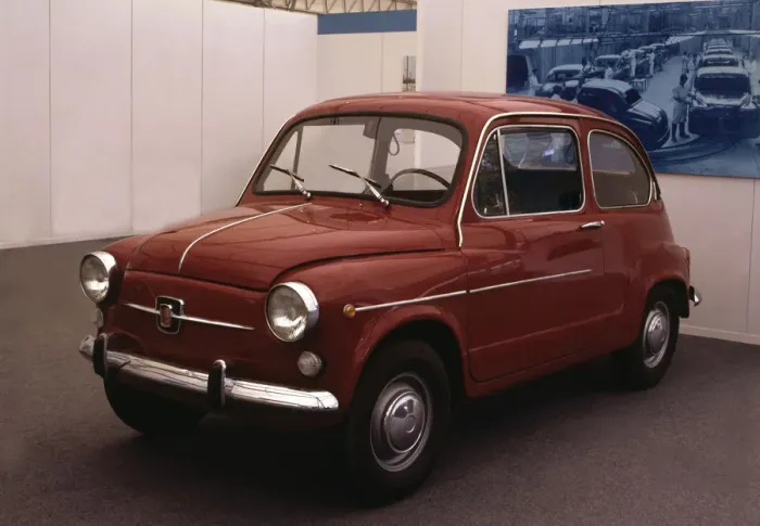 Framed Print : Seat 600 Framed Print : Seat 600