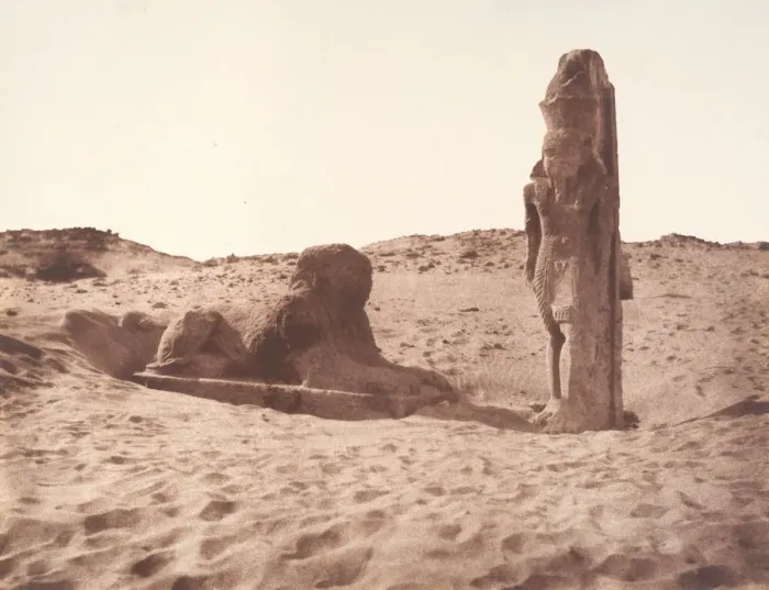 Framed Print : Sebouah, Temple, Colosse et Sphinx de la Partie Gauche de l Avenue, 1851-52 Framed Print : Sebouah, Temple, Colosse et Sphinx de la Partie Gauche de l Avenue, 1851-52