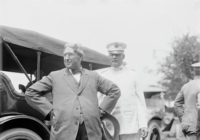 Framed Print : Secy Garrison [and] Gen. Leggett, 1913. Creator: Bain News Service