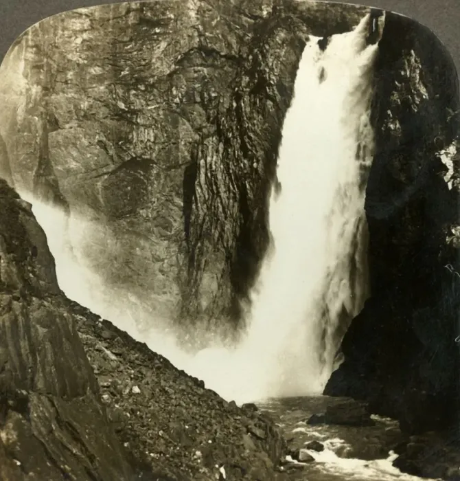 Framed Print : The seething waters of the mighty Voringfos, one of the largest waterfalls of Norway, c1905 Framed Print : The seething waters of the mighty Voringfos, one of the largest waterfalls of Norway, c1905