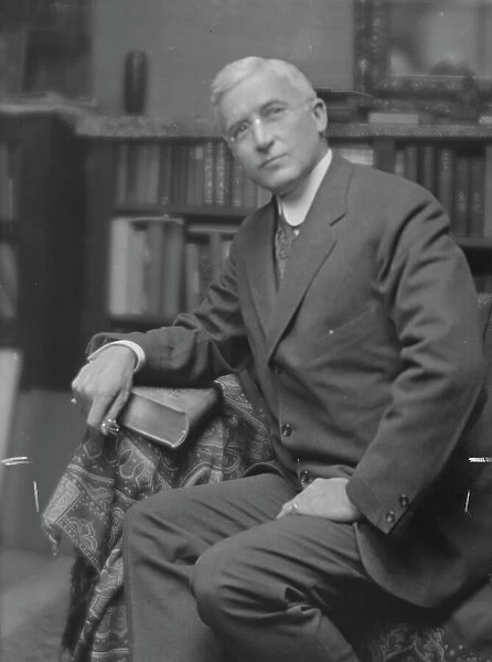 Selden, S.L. Mr. portrait photograph, 1915. Creator: Arnold Genthe