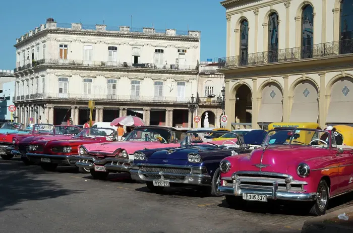 Framed Print : Selection of beautifully restored old American cars, alongside the Parque Central, Havana, Cuba, 2024 Creator: Ethel Davies Framed Print : Selection of beautifully restored old American cars, alongside the Parque Central, Havana, Cuba, 2024 Creator: Ethel Davies