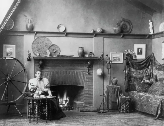 Framed Print : Self-portrait of photographer Frances Benjamin Johnston in her studio at...Washington, D.C. c1900. Creator: Frances Benjamin Johnston Framed Print : Self-portrait of photographer Frances Benjamin Johnston in her studio at...Washington, D.C. c1900. Creator: Frances Benjamin Johnston