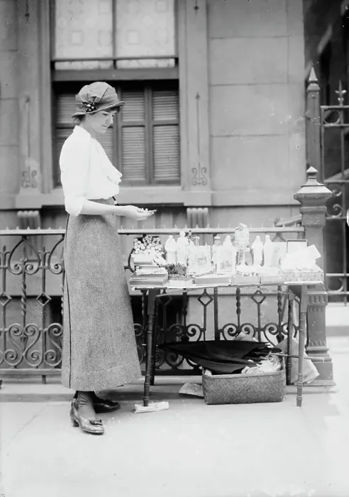 Framed Print : Selling medals etc. before St. Anne's, between c1910 and c1915. Creator: Bain News Service Framed Print : Selling medals etc. before St. Anne's, between c1910 and c1915. Creator: Bain News Service