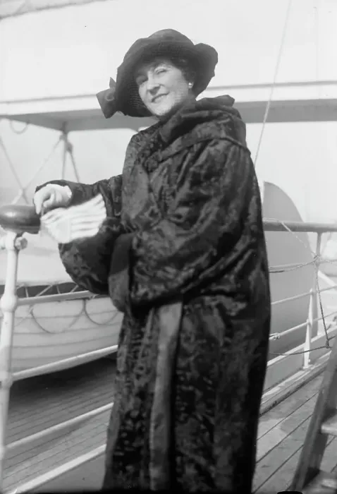 Framed Print : Selma Kurz, between c1915 and c1920. Creator: Bain News Service Framed Print : Selma Kurz, between c1915 and c1920. Creator: Bain News Service