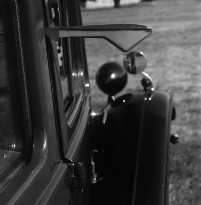 Framed Print : Semaphore indicator arm on 1937 Morris 8 series II. Creator: Unknown Framed Print : Semaphore indicator arm on 1937 Morris 8 series II. Creator: Unknown