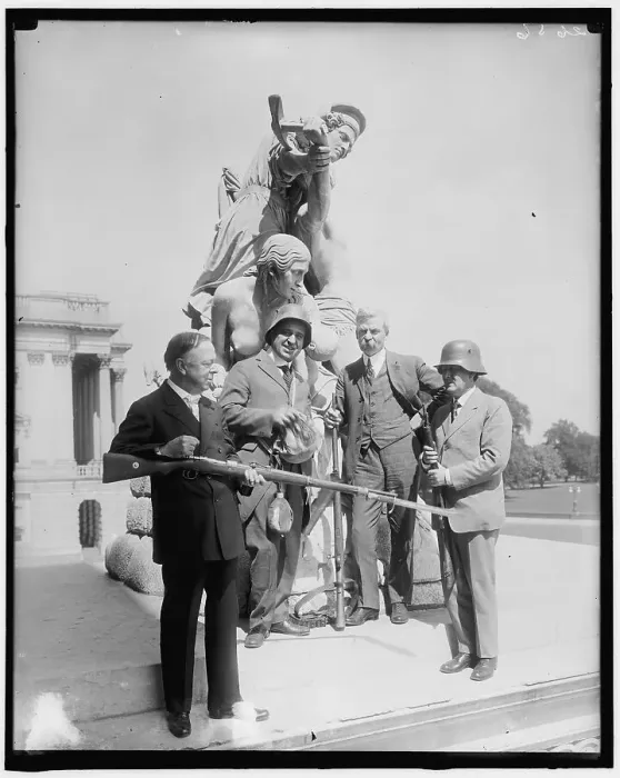 Framed Print : Senator Thompson & German war relics, c1914-1920. Creator: Harris & Ewing. Senator Thompson & German war relics, c1914-1920. Creator: Harris & Ewing Framed Print : Senator Thompson & German war relics, c1914-1920. Creator: Harris & Ewing. Senator Thompson & German war relics, c1914-1920. Creator: Harris & Ewing