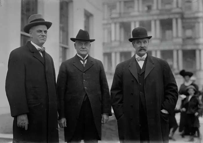 Framed Print : Senators Kenyon, Works, and Cummings [i.e. Cummins], 1913. Creator: Bain News Service