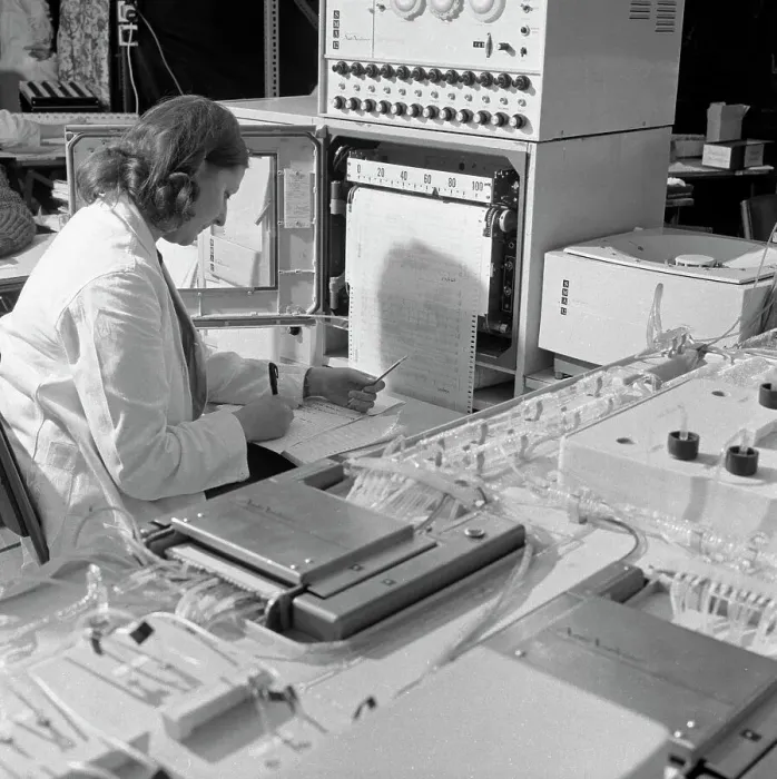 Framed Print : A Sequential Multi Analyser Machine at Rotherham General Infirmary, 1967. Artist Framed Print : A Sequential Multi Analyser Machine at Rotherham General Infirmary, 1967. Artist