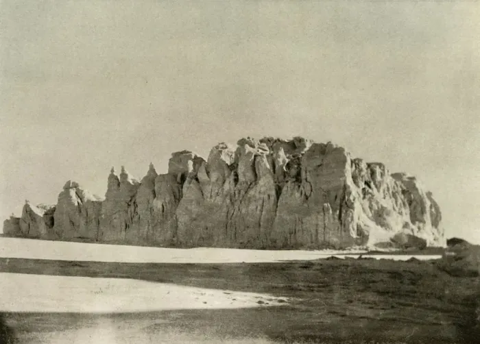 Framed Print : Serrated Edge of Glacier South of Cape Borne, Ross Island, c1908, (1909) Framed Print : Serrated Edge of Glacier South of Cape Borne, Ross Island, c1908, (1909)
