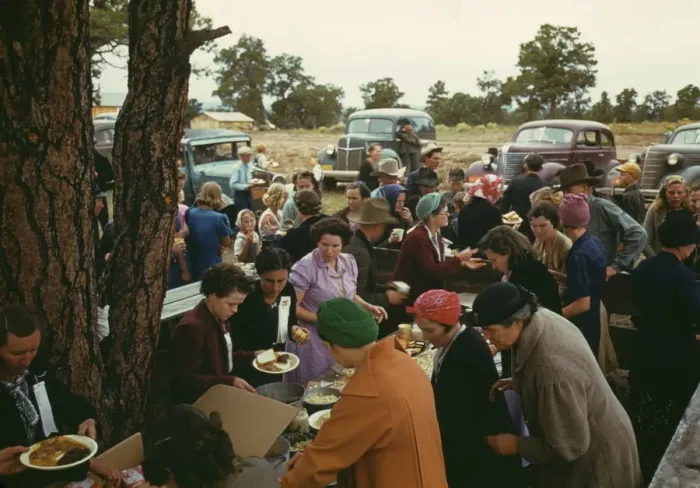 Framed Print : Serving up the barbeque at the Pie Town, New Mexico, Fair, 1940. Creator: Russell Lee Framed Print : Serving up the barbeque at the Pie Town, New Mexico, Fair, 1940. Creator: Russell Lee
