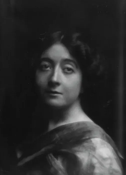 Framed Print : Seward, Bertha W. Miss, portrait photograph, 1912 Nov. 19. Creator: Arnold Genthe Framed Print : Seward, Bertha W. Miss, portrait photograph, 1912 Nov. 19. Creator: Arnold Genthe