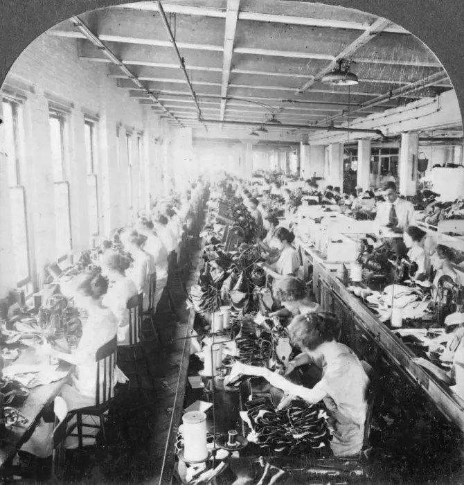 Framed Print : Sewing room in a large shoe factory, Syracuse, New York, USA, early 20th century. Artist: Keystone View Company Framed Print : Sewing room in a large shoe factory, Syracuse, New York, USA, early 20th century. Artist: Keystone View Company