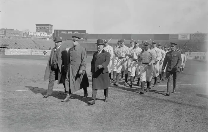 Framed Print : Sgt. Gibson & Yankees, 1917. Creator: Bain News Service Framed Print : Sgt. Gibson & Yankees, 1917. Creator: Bain News Service