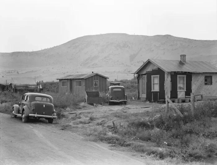 Framed Print : Shacktown in Altamont district, near Klamath Falls, Klamath County, Oregon, 1939. Creator: Dorothea Lange Framed Print : Shacktown in Altamont district, near Klamath Falls, Klamath County, Oregon, 1939. Creator: Dorothea Lange