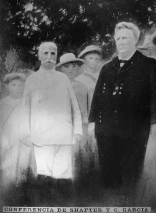 Framed Print : Shafter and Garcias conference, (1898), 1920s Framed Print : Shafter and Garcias conference, (1898), 1920s