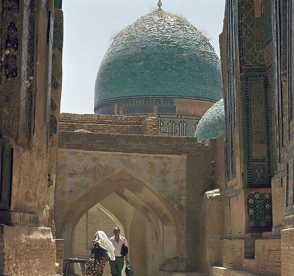 Shah-I Zindeh group of mausoleums, 14th century