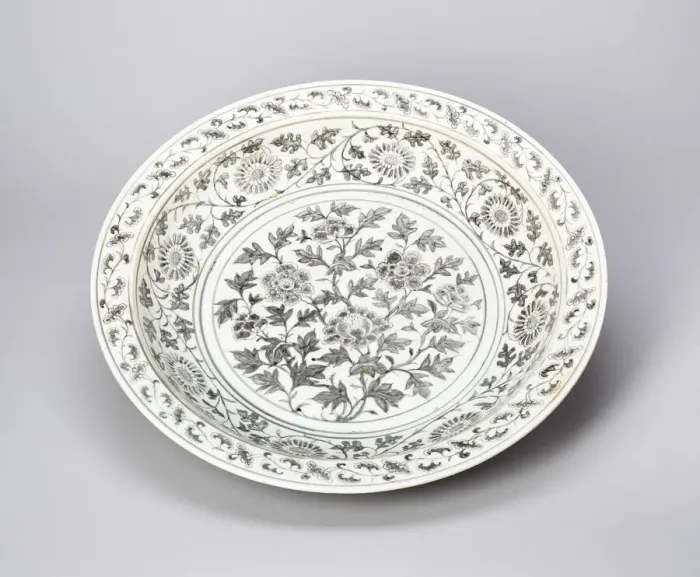 Framed Print : Shallow Dish with Peony Scrolls, Chrysanthemum Spray, and Key-Fret Framed Print : Shallow Dish with Peony Scrolls, Chrysanthemum Spray, and Key-Fret