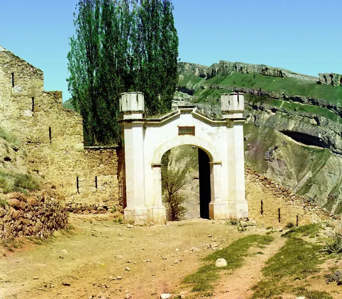 Framed Print : Shamil's Gates, Verkhny Gunib, Dagestan, between 1905 and 1915. Creator: Sergey Mikhaylovich Prokudin-Gorsky Framed Print : Shamil's Gates, Verkhny Gunib, Dagestan, between 1905 and 1915. Creator: Sergey Mikhaylovich Prokudin-Gorsky