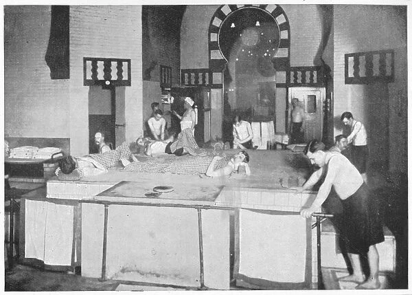 Shampooing room in a Turkish bath, 76 Jermyn Street, Piccadilly, London, c1903 (1903)