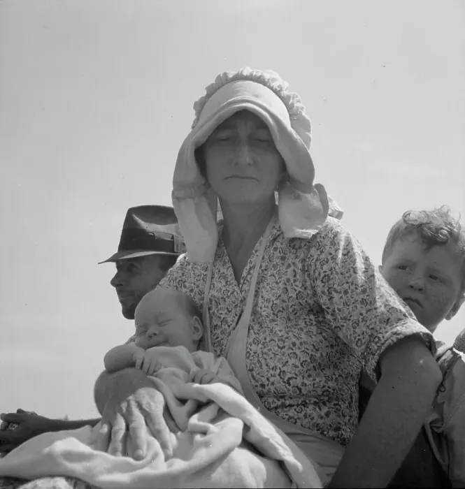 Framed Print : Sharecropper family near Hazlehurst, Georgia, 1937. Creator: Dorothea Lange Framed Print : Sharecropper family near Hazlehurst, Georgia, 1937. Creator: Dorothea Lange