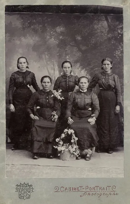 Framed Print : The Shcherbakov sisters from the village of Khomutovo, 1918. Creator: Unknown Framed Print : The Shcherbakov sisters from the village of Khomutovo, 1918. Creator: Unknown