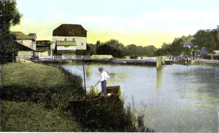 Framed Print : Shiplake, Oxfordshire, 20th Century Framed Print : Shiplake, Oxfordshire, 20th Century