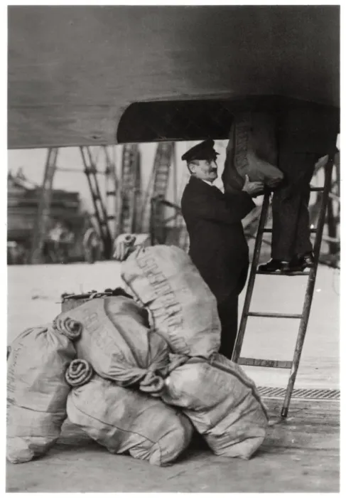 Framed Print : Shipping the post, Zeppelin LZ 127 Graf Zeppelin, 1933 Framed Print : Shipping the post, Zeppelin LZ 127 Graf Zeppelin, 1933