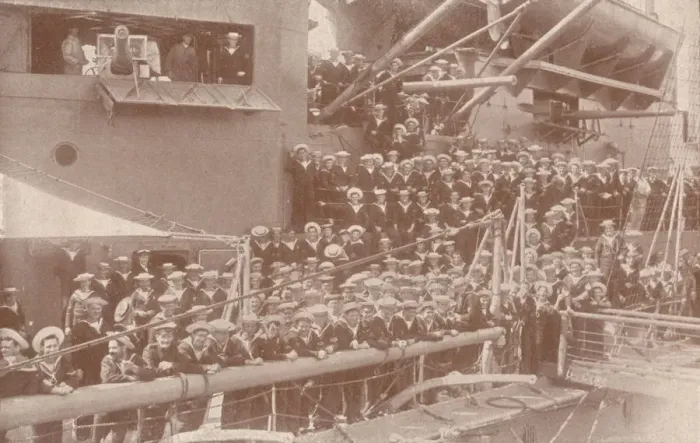 Framed Print : Some of the ships company of HMAS Australia, c1917 (1919) Framed Print : Some of the ships company of HMAS Australia, c1917 (1919)