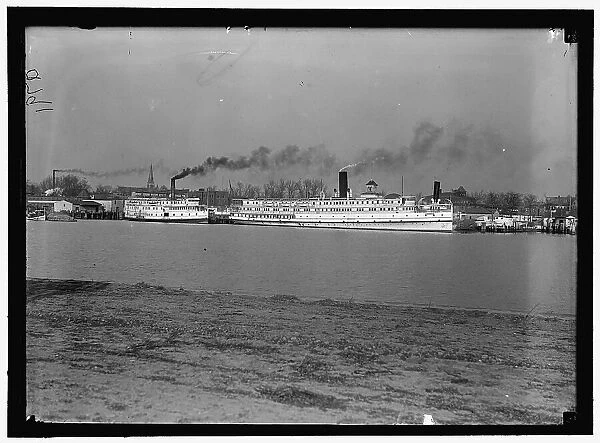 Ships on Potomac River: Three Rivers, left, and Northland, right... between 1916 and 1918. Creator: Harris & Ewing. Ships on Potomac River: Three Rivers, left, and Northland, right... between 1916 and 1918. Creator: Harris & Ewing