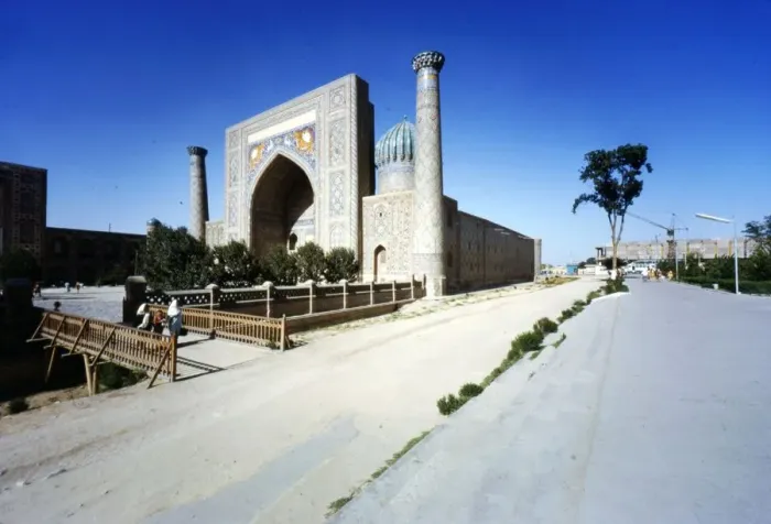 Framed Print : Shir-Dar Madrasa, Samarkand, Uzbekistan, c20th century. Artist: CM Dixon Framed Print : Shir-Dar Madrasa, Samarkand, Uzbekistan, c20th century. Artist: CM Dixon