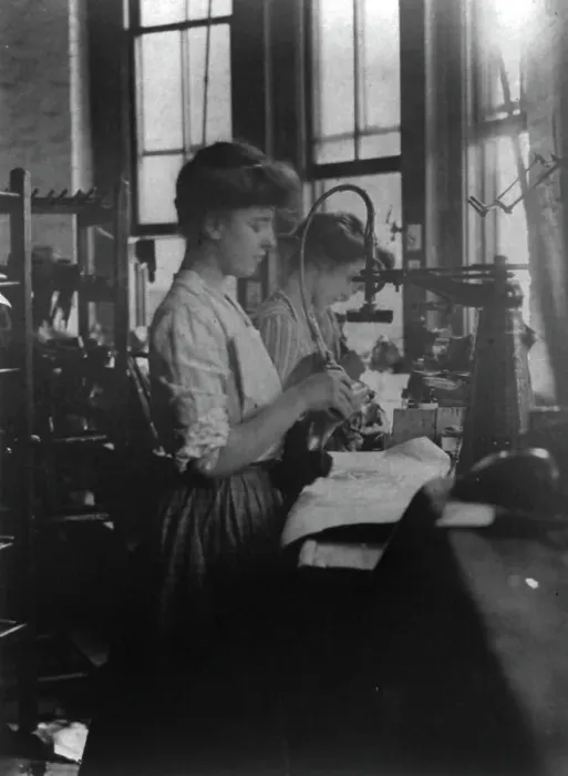 Framed Print : Shoe factories, Lynn, Mass.: 2 women working in shoe factory, (1895?). Creator: Frances Benjamin Johnston Framed Print : Shoe factories, Lynn, Mass.: 2 women working in shoe factory, (1895?). Creator: Frances Benjamin Johnston