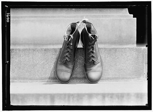 Shoes, between 1909 and 1914. Creator: Harris & Ewing. Shoes, between 1909 and 1914. Creator: Harris & Ewing
