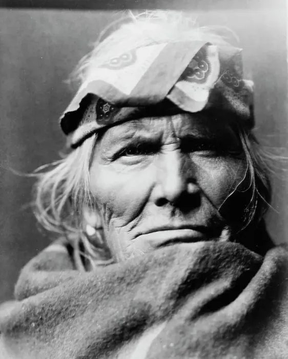 Framed Print : Si Wa Wata Wa, c1903. Creator: Edward Sheriff Curtis Framed Print : Si Wa Wata Wa, c1903. Creator: Edward Sheriff Curtis