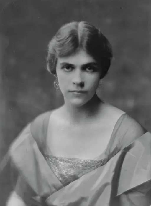 Framed Print : Sibley, A. Miss (Mrs. O'Donnell Iselin), portrait photograph, 1916 June 28. Creator: Arnold Genthe Framed Print : Sibley, A. Miss (Mrs. O'Donnell Iselin), portrait photograph, 1916 June 28. Creator: Arnold Genthe