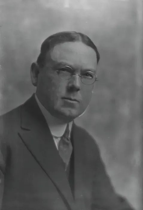 Framed Print : Siddall, J.M. Mr. portrait photograph, 1916 Mar. 23. Creator: Arnold Genthe