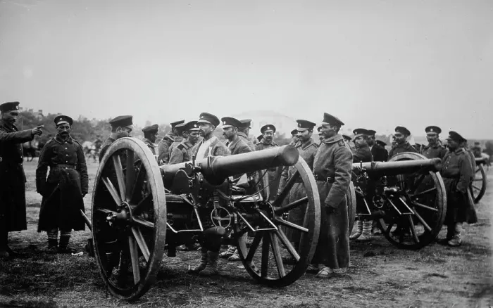 Framed Print : Siege Artillery - Bulgaria, between c1910 and c1915. Creator: Bain News Service Framed Print : Siege Artillery - Bulgaria, between c1910 and c1915. Creator: Bain News Service